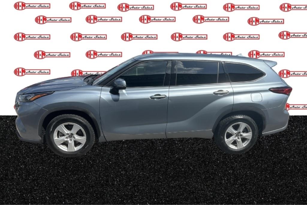 Toyota Highlander LE FWD V6 2020
