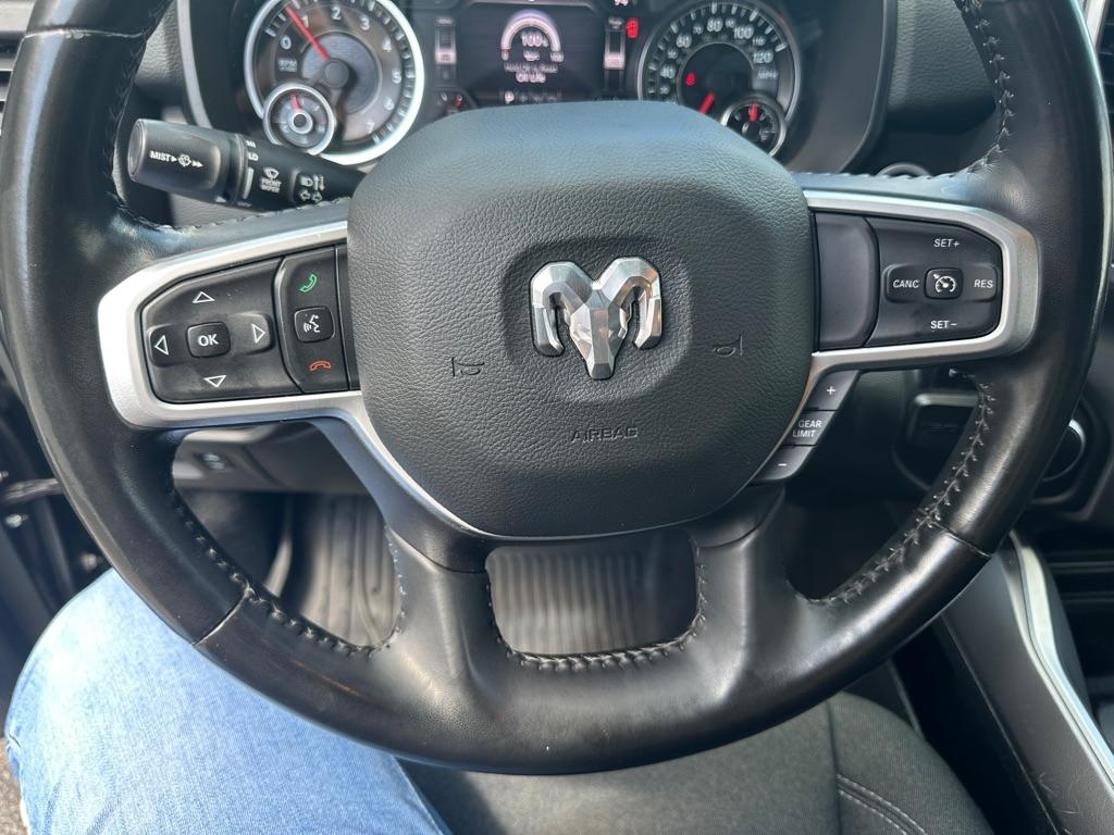 RAM 1500 Big Horn Quad Cab 2WD 2021