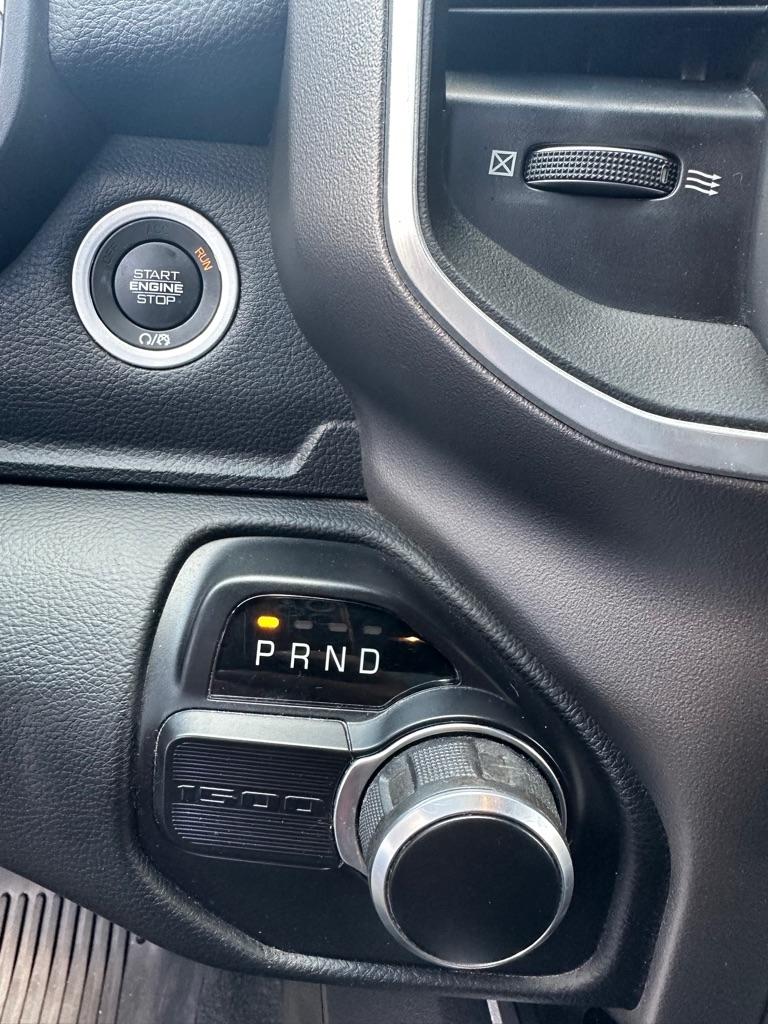 RAM 1500 Big Horn Quad Cab 2WD 2021