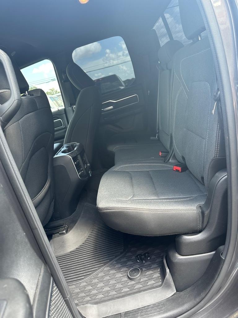 RAM 1500 Big Horn Quad Cab 2WD 2021