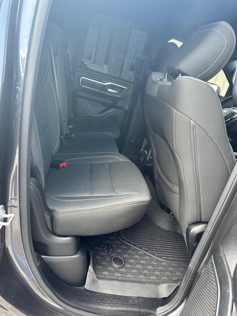 RAM 1500 Big Horn Quad Cab 2WD 2021