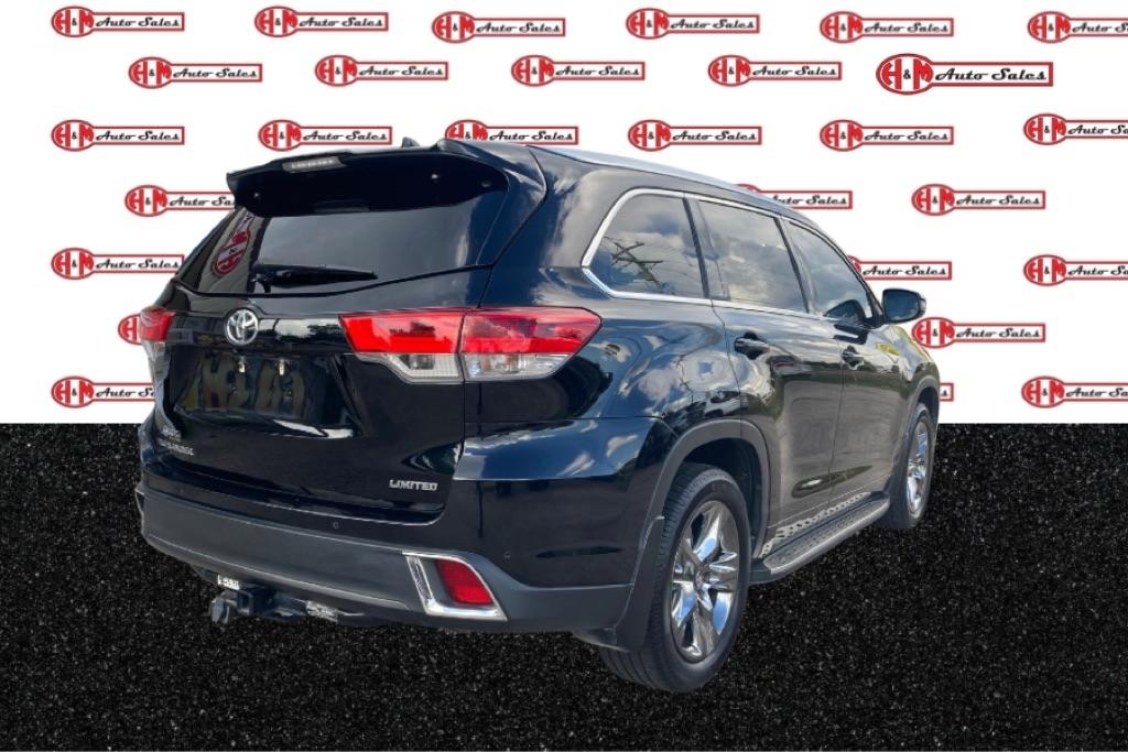 Toyota Highlander Limited FWD V6 2017