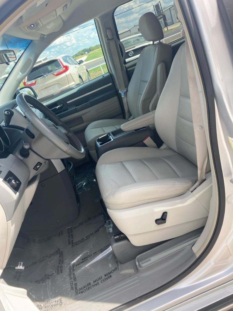 Dodge Grand Caravan SXT 2008