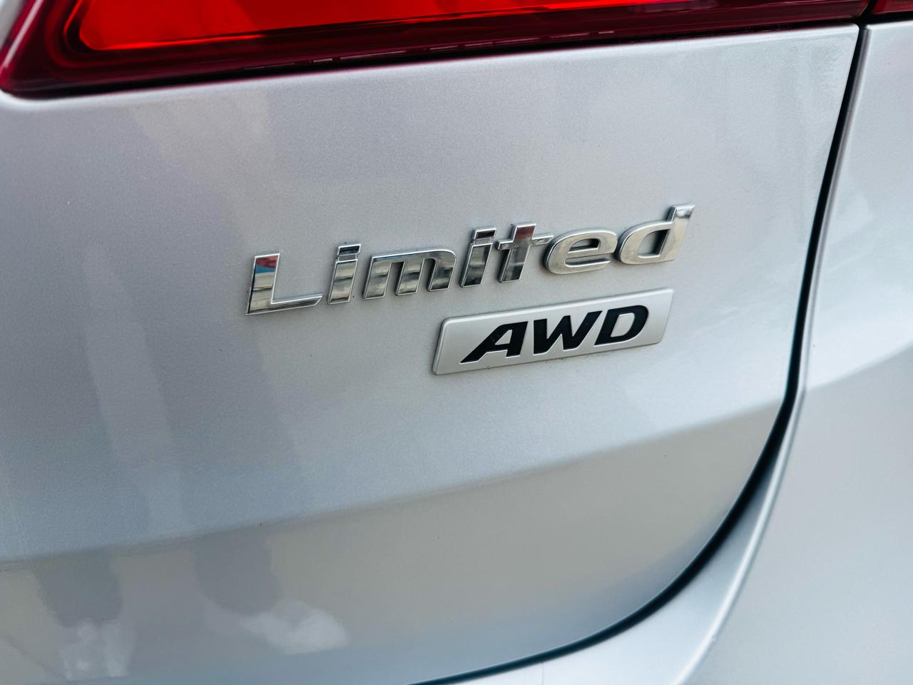 Hyundai Santa Fe Limited AWD 2014