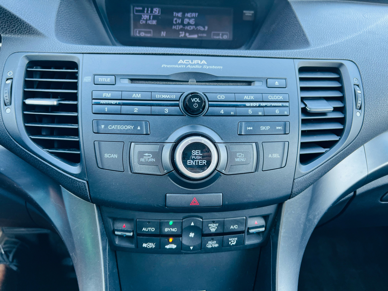2012 Acura TSX photo 7