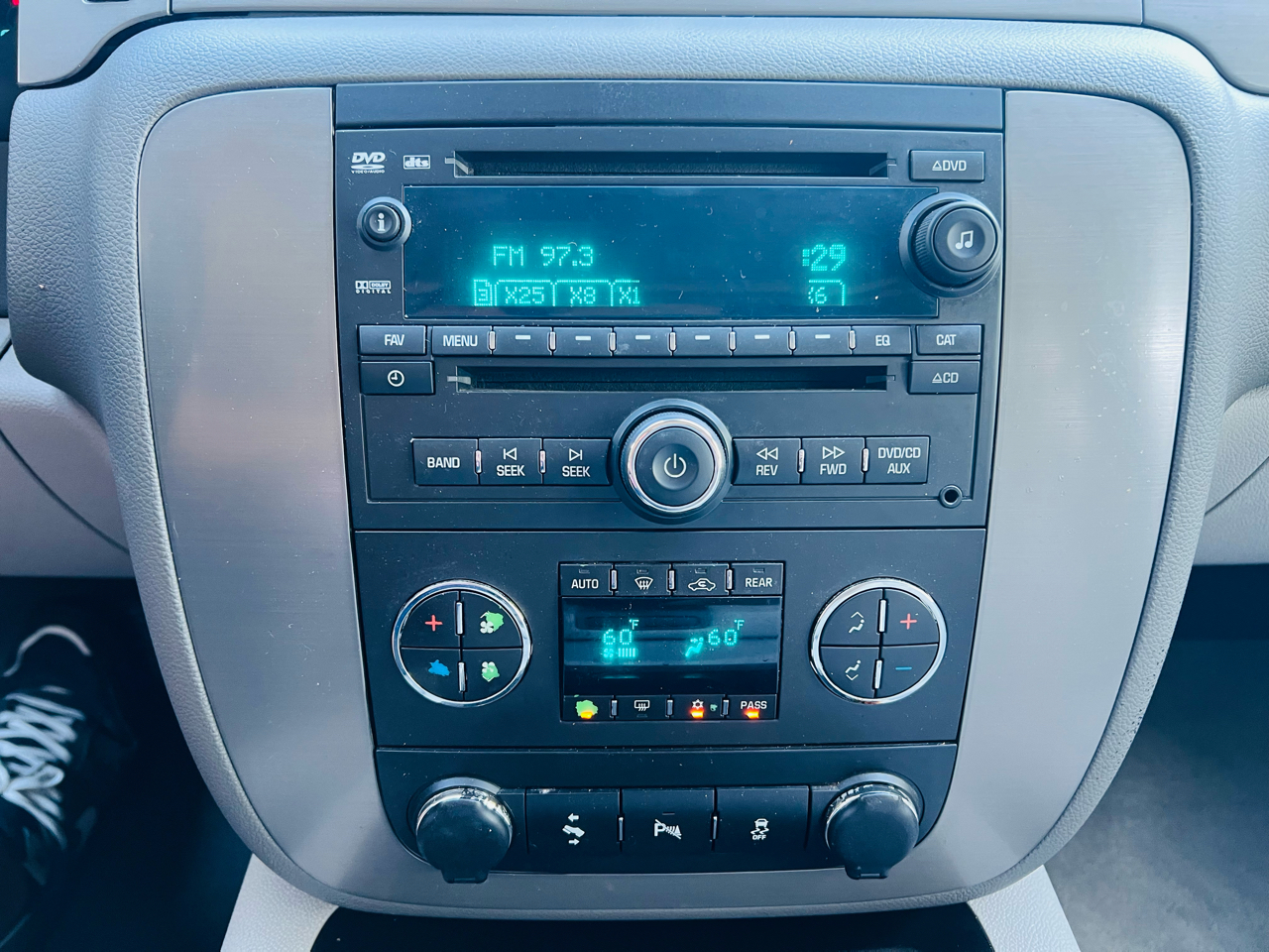 2013 Chevrolet Tahoe Z71 photo 5
