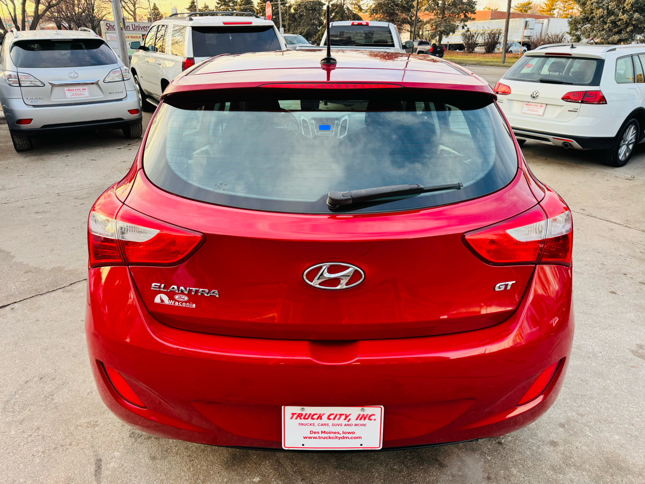 Hyundai Elantra GT A/T 2017