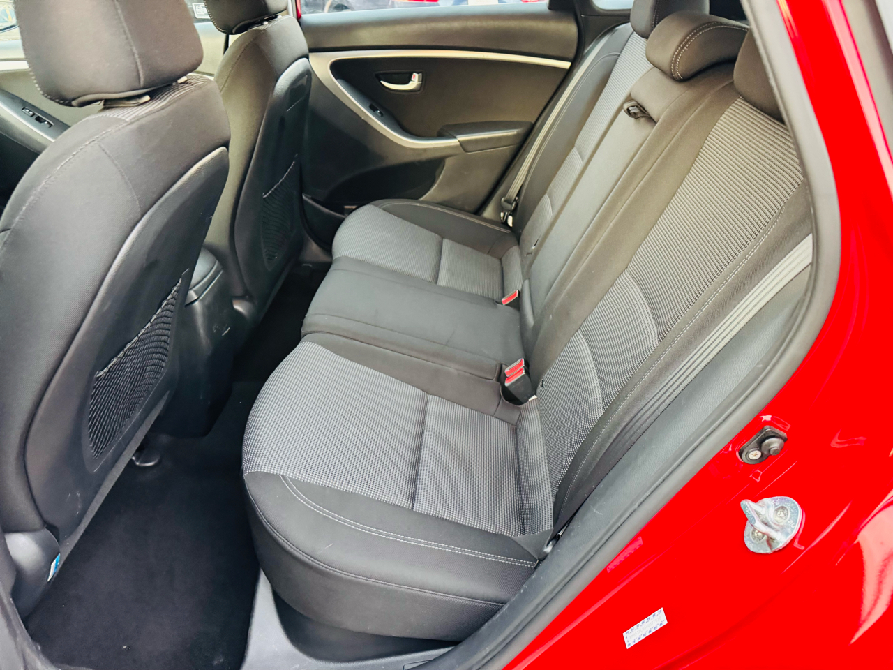 Hyundai Elantra GT A/T 2017