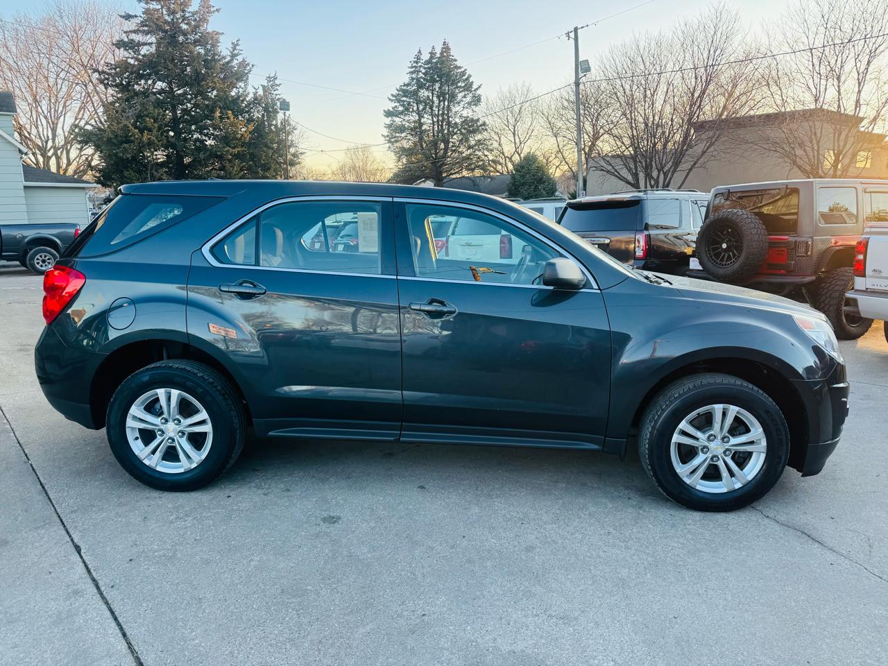 Chevrolet Equinox LS 2WD 2013
