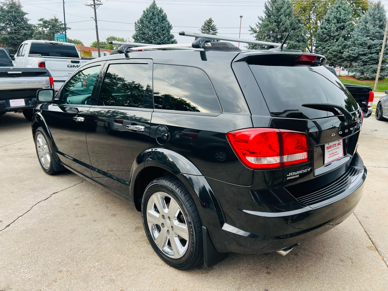 2011 Dodge Journey Lux photo 4
