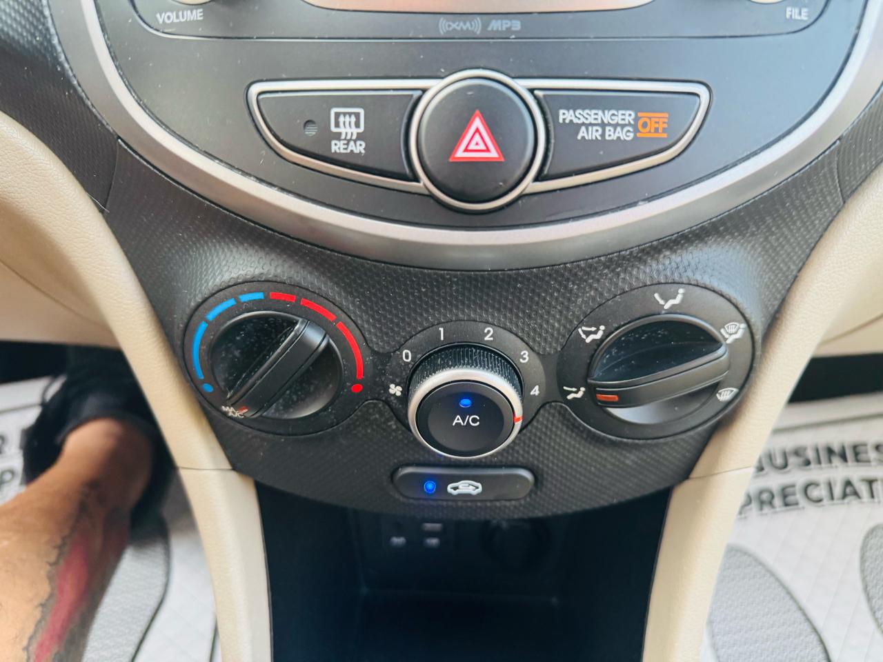 Hyundai Accent SE 4-Door 6A 2017