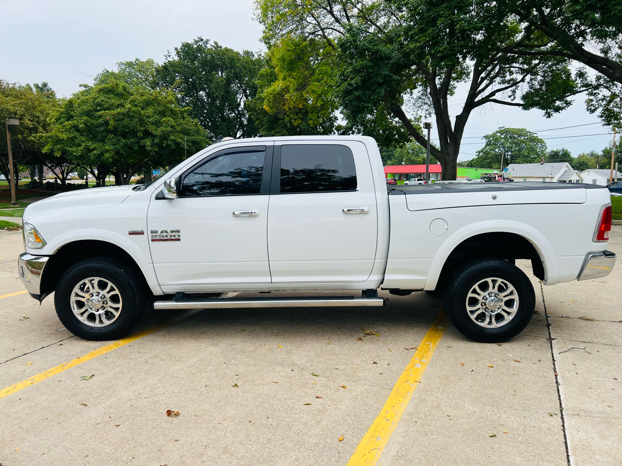 2017 Ram 2500 Laramie photo 4