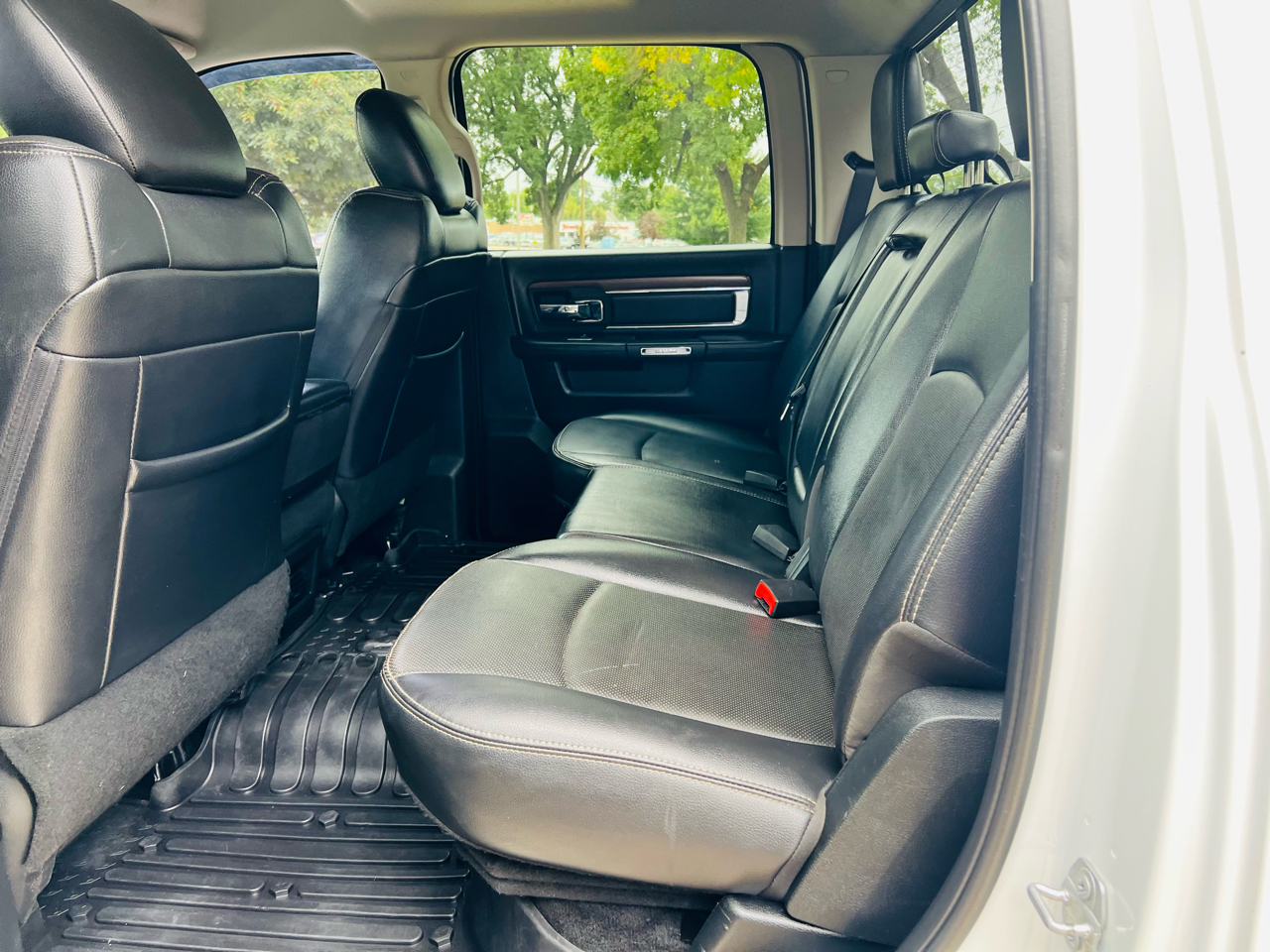 2017 Ram 2500 Laramie photo 10