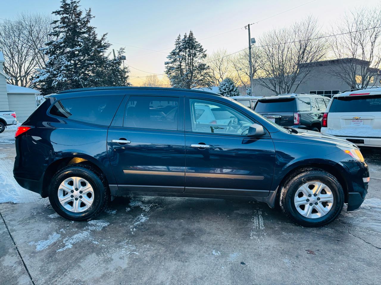 Chevrolet Traverse LS FWD 2016