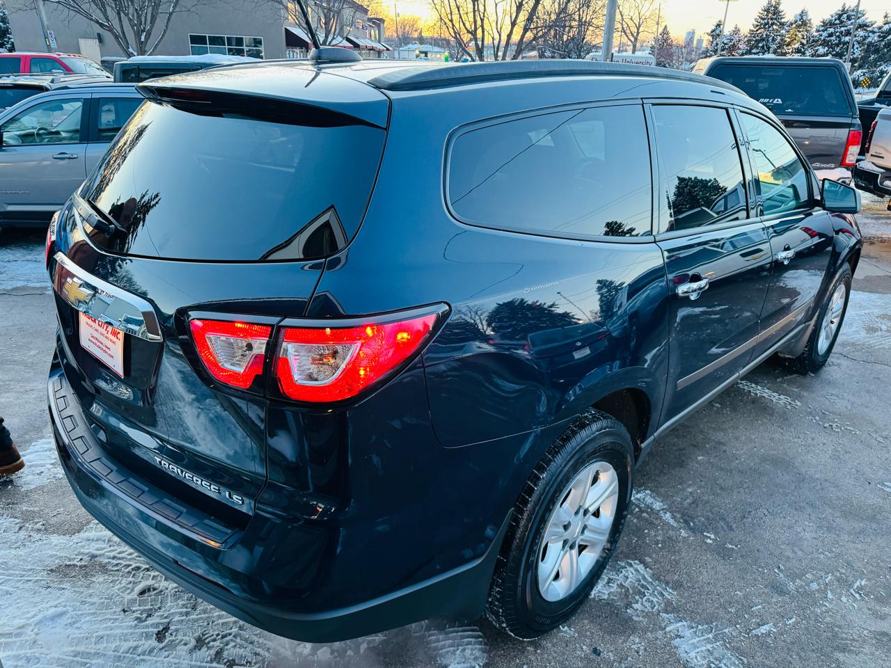 Chevrolet Traverse LS FWD 2016