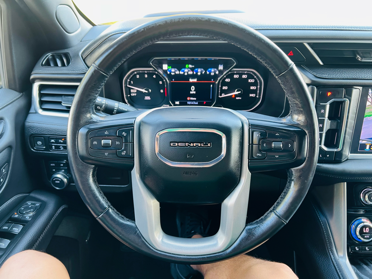 2021 Gmc Yukon XL Denali photo 6
