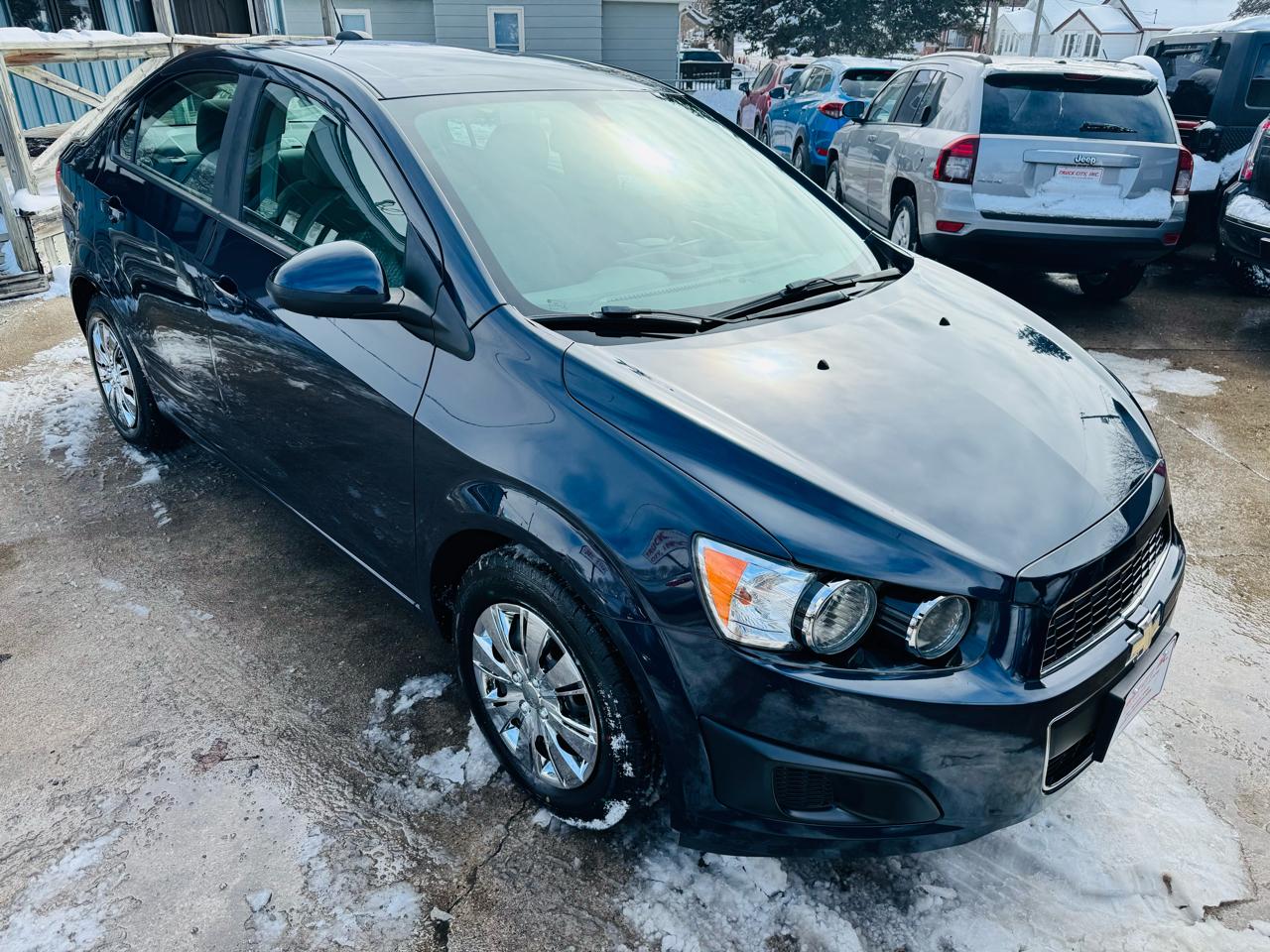 2015 Chevrolet Sonic LS Auto Sedan