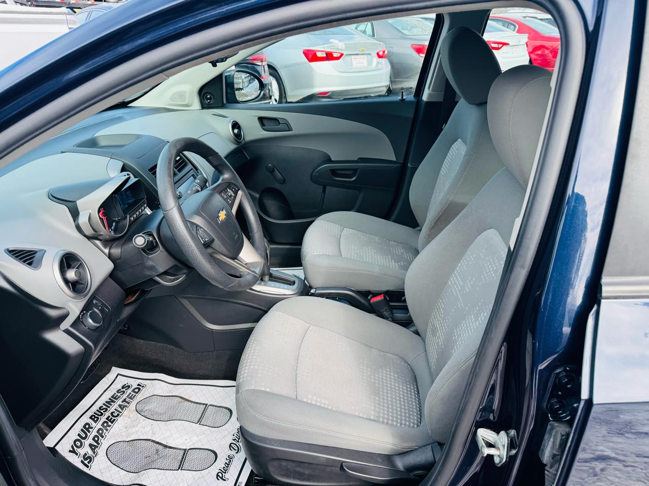 Chevrolet Sonic LS Auto Sedan 2015