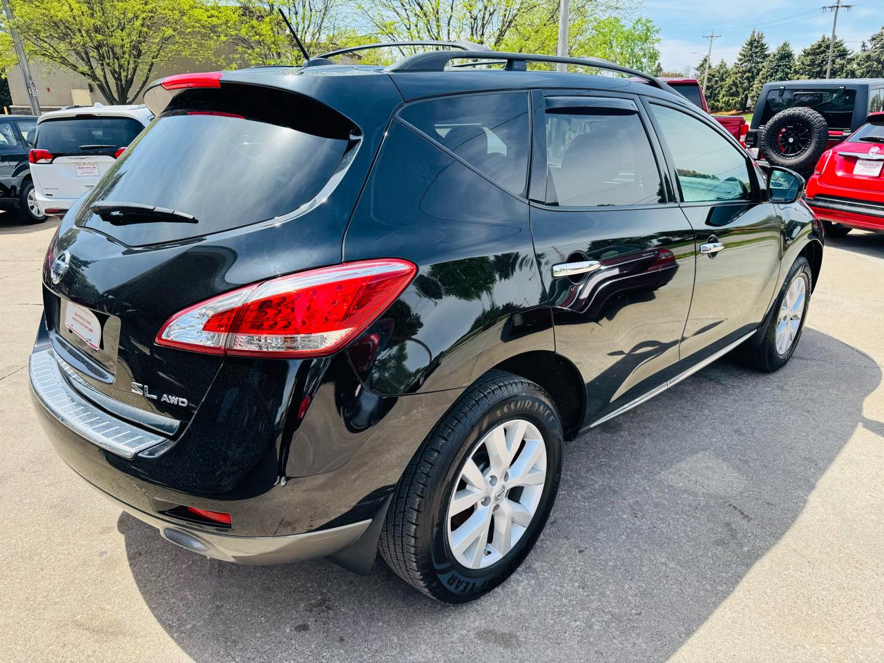 Nissan Murano S AWD 2011