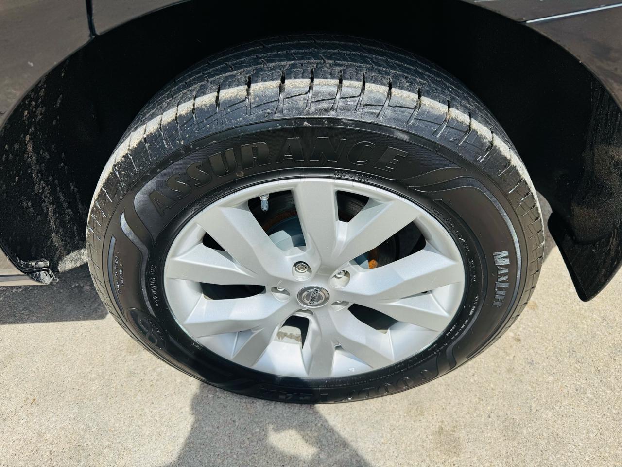 Nissan Murano S AWD 2011