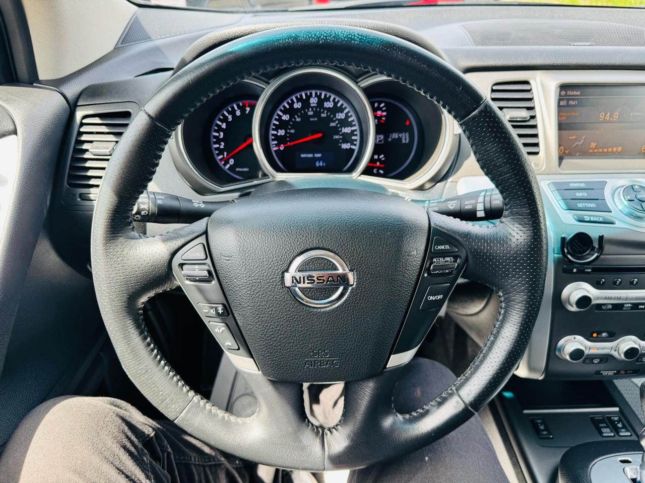 Nissan Murano S AWD 2011