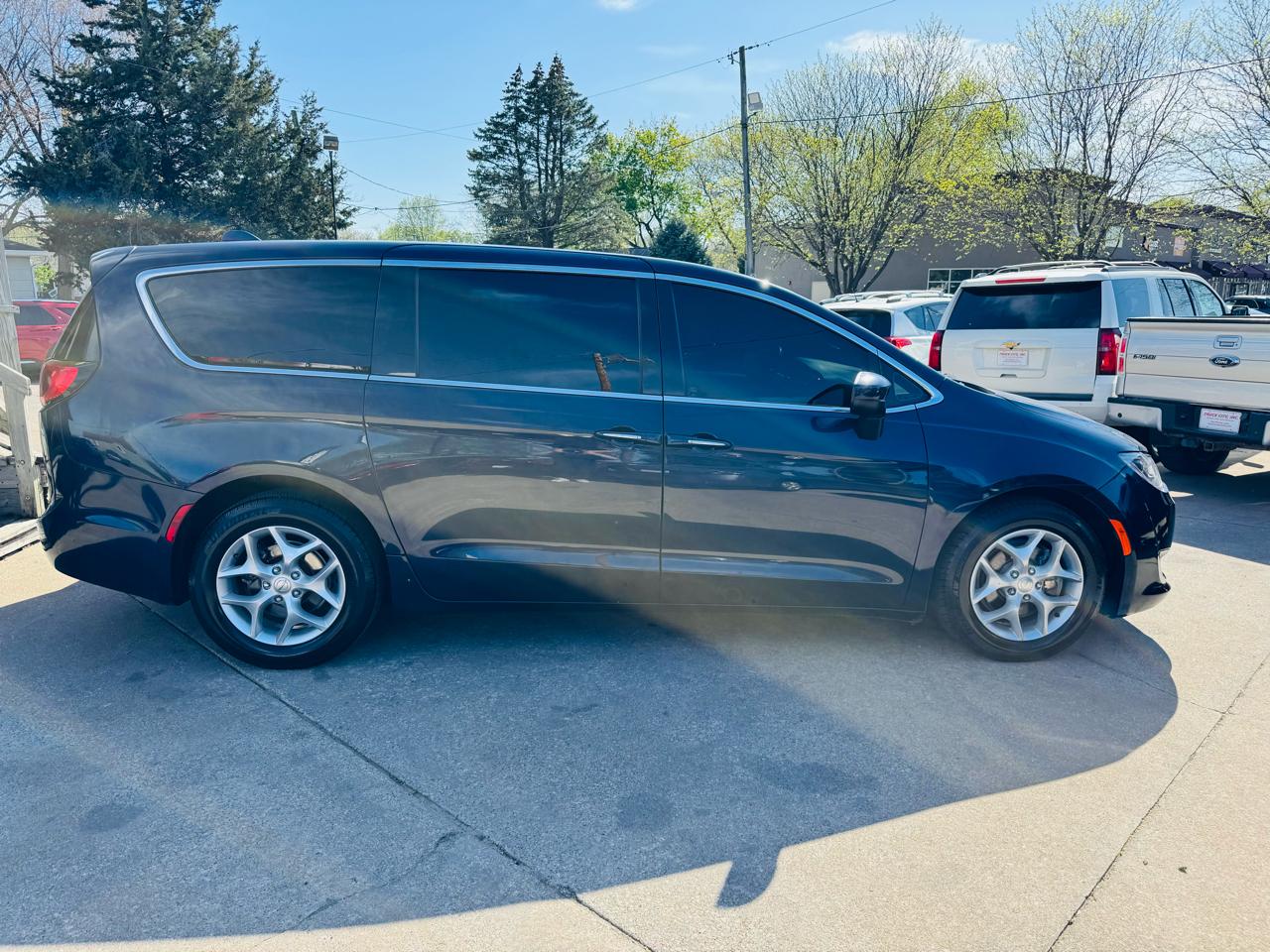 Chrysler Pacifica Touring-L 2017