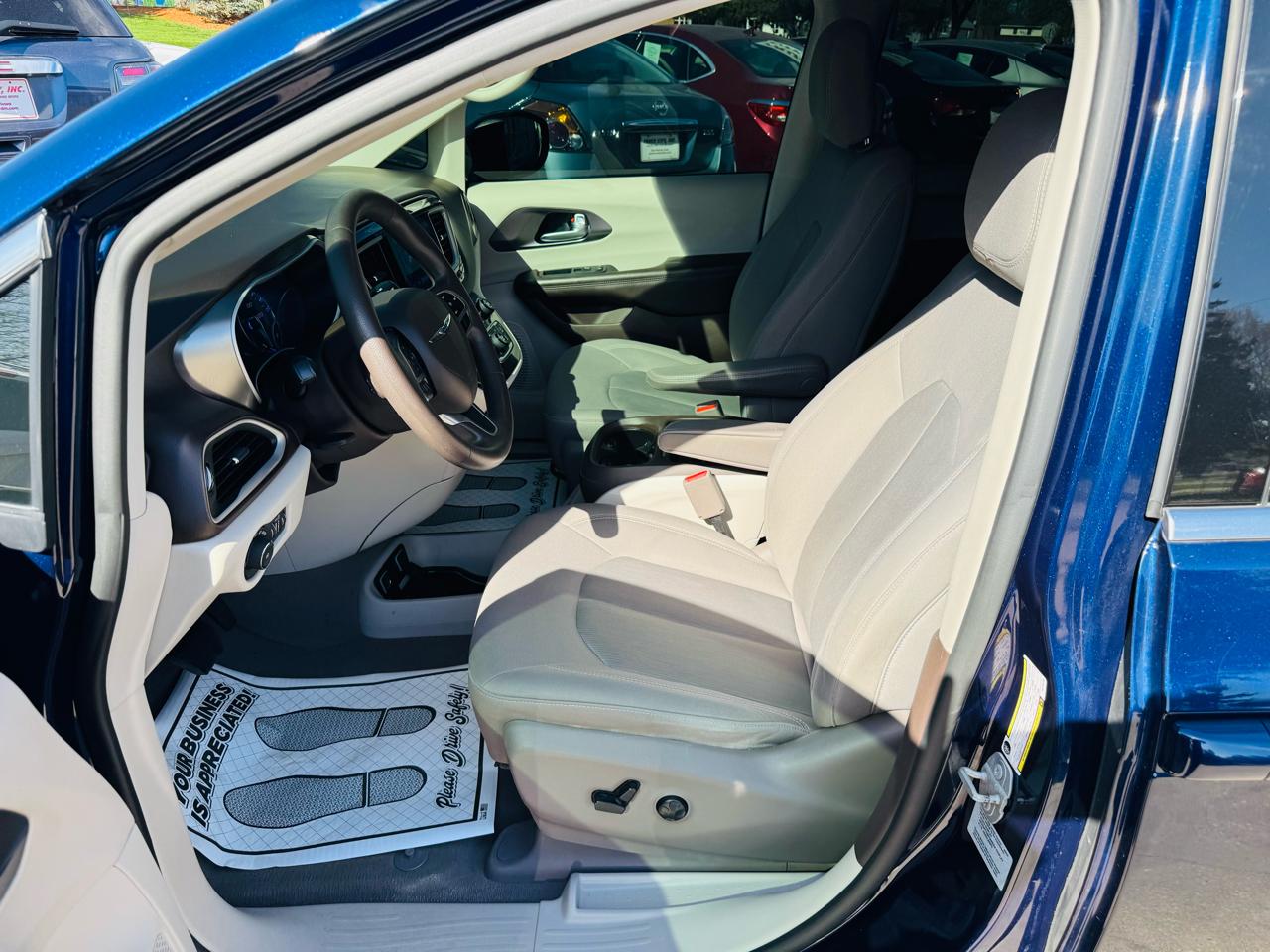 Chrysler Pacifica Touring-L 2017