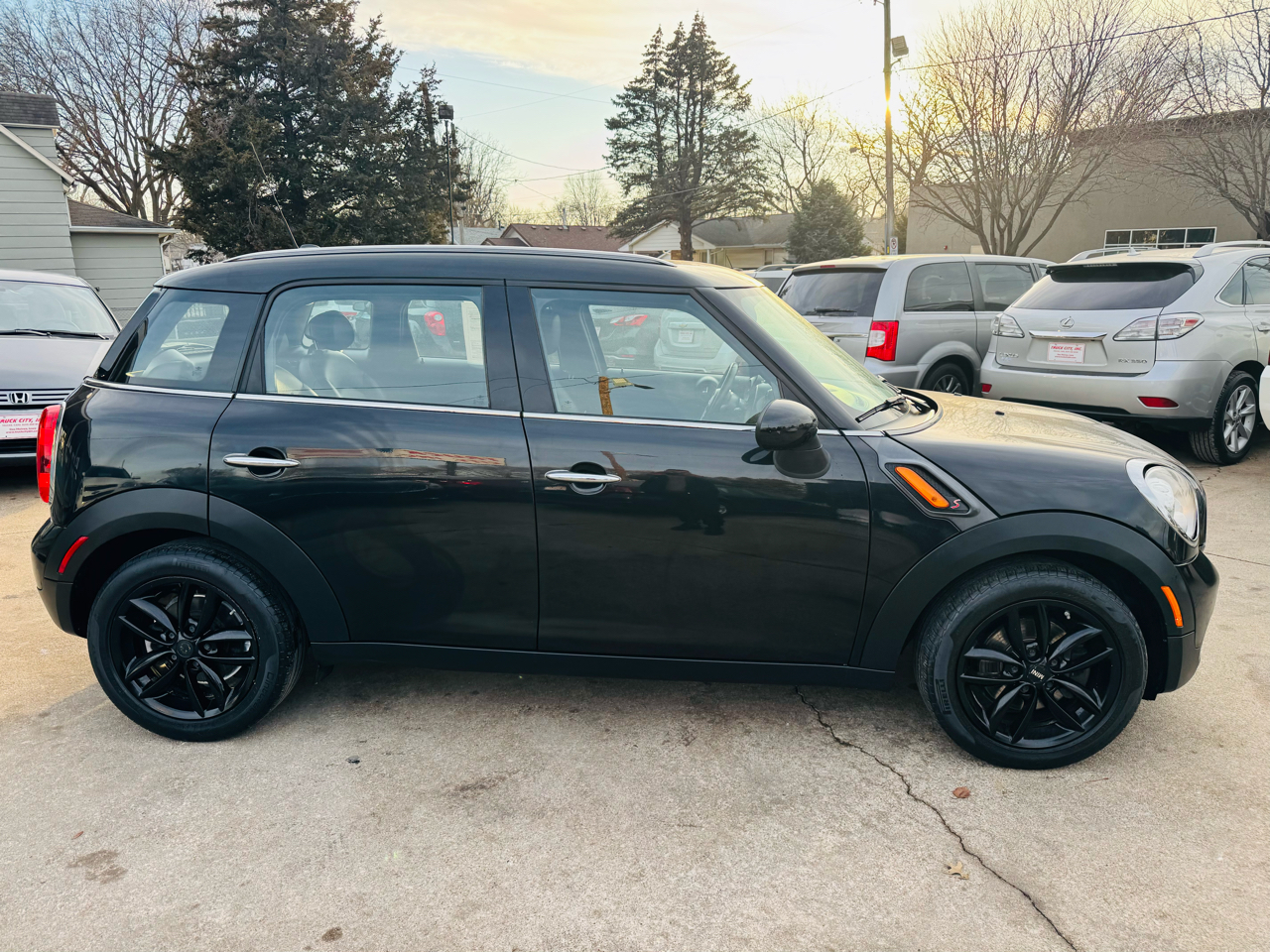MINI Countryman Base 2011