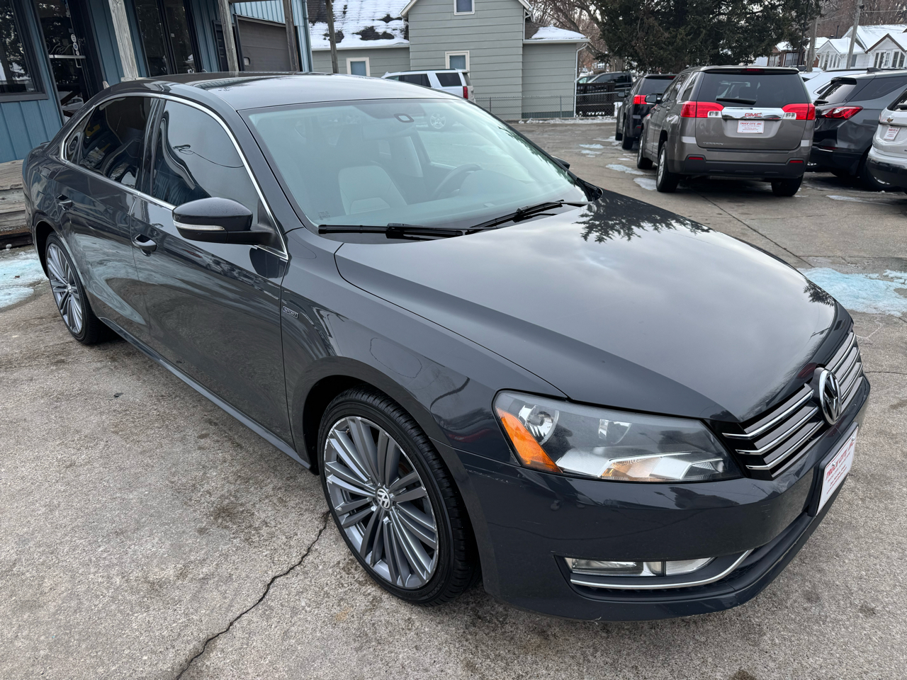 2014 Volkswagen Passat Sport