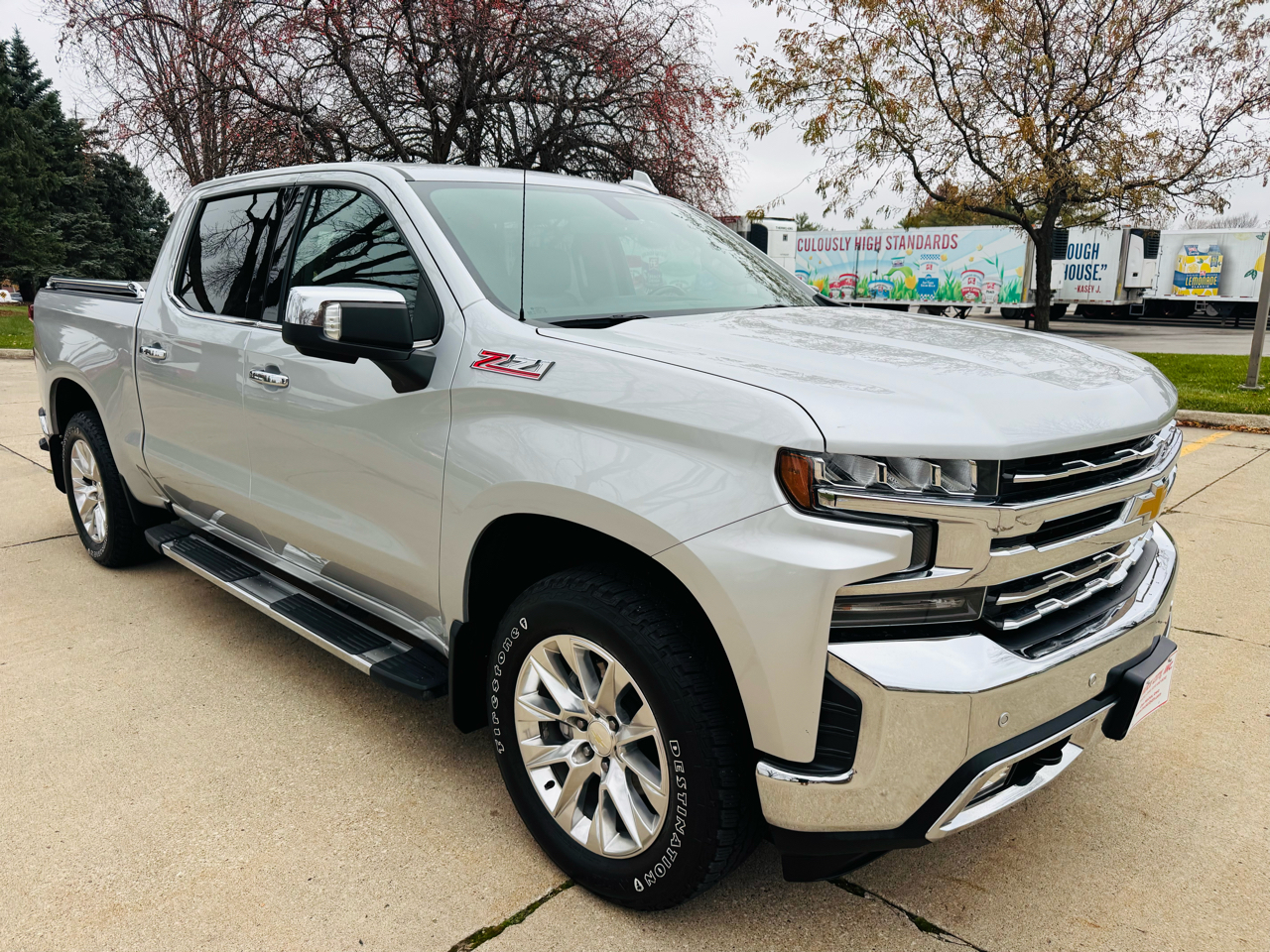 2020 Chevrolet Silverado 1500 LTZ Crew Cab 4WD