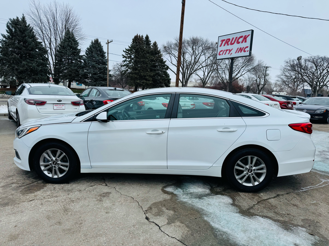 Hyundai Sonata SE 2016