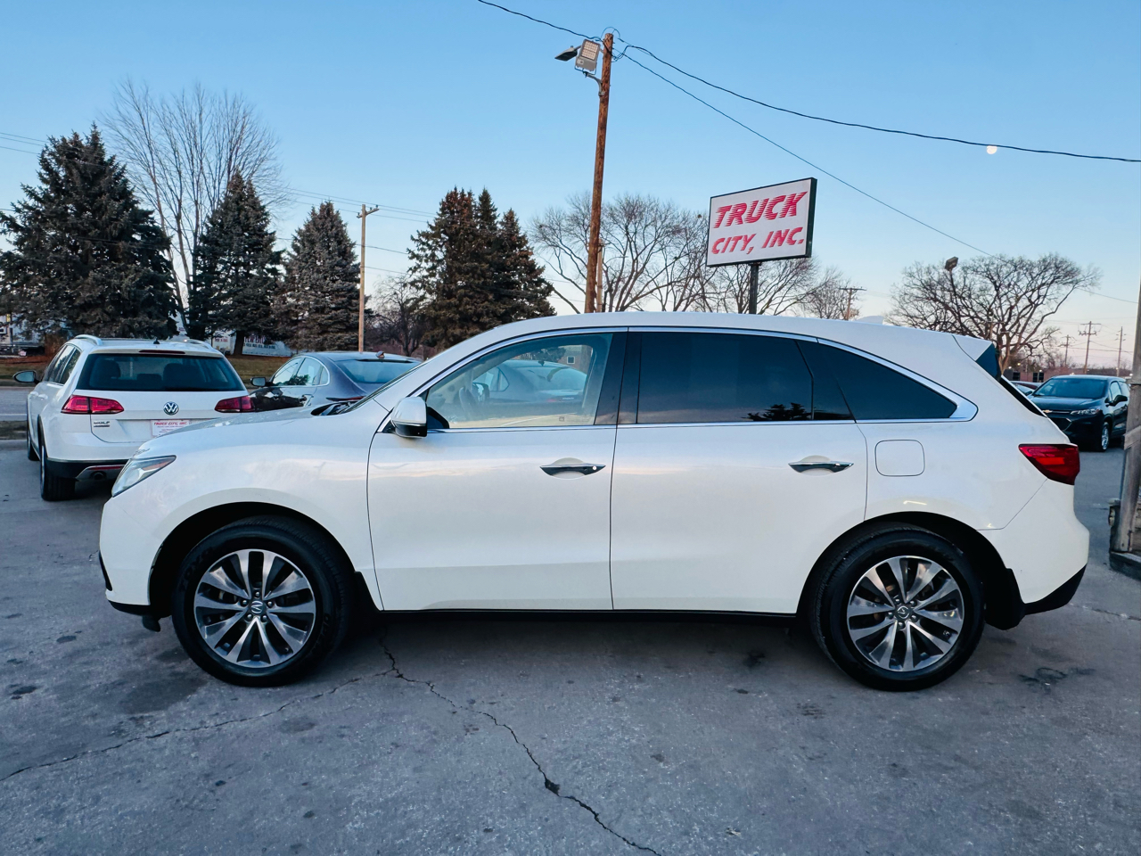 Acura MDX SH-AWD 6-Spd AT w/Tech and Entertainment Package 2015