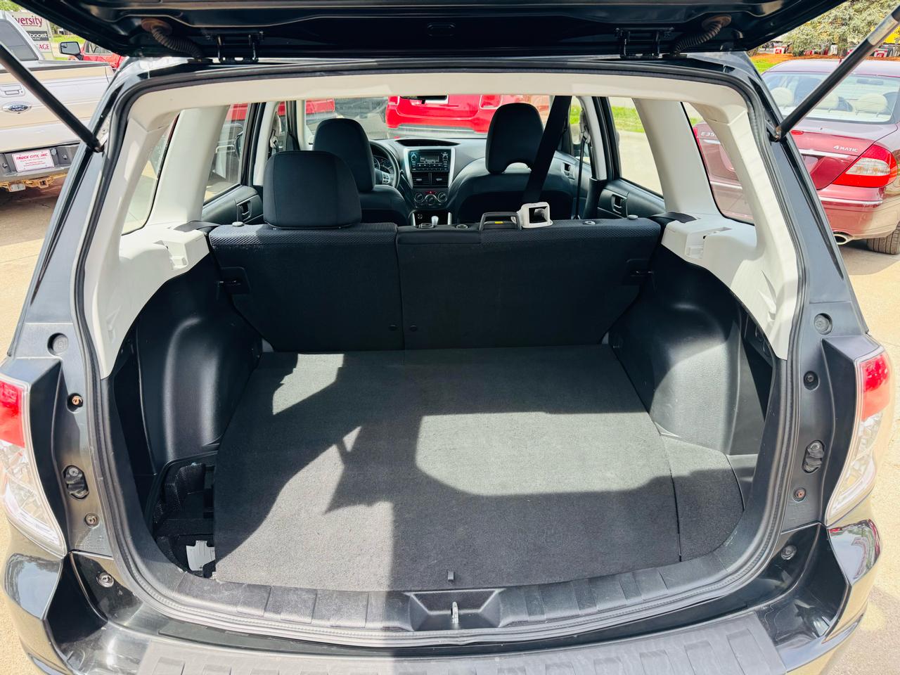 Subaru Forester 2.5X 2013