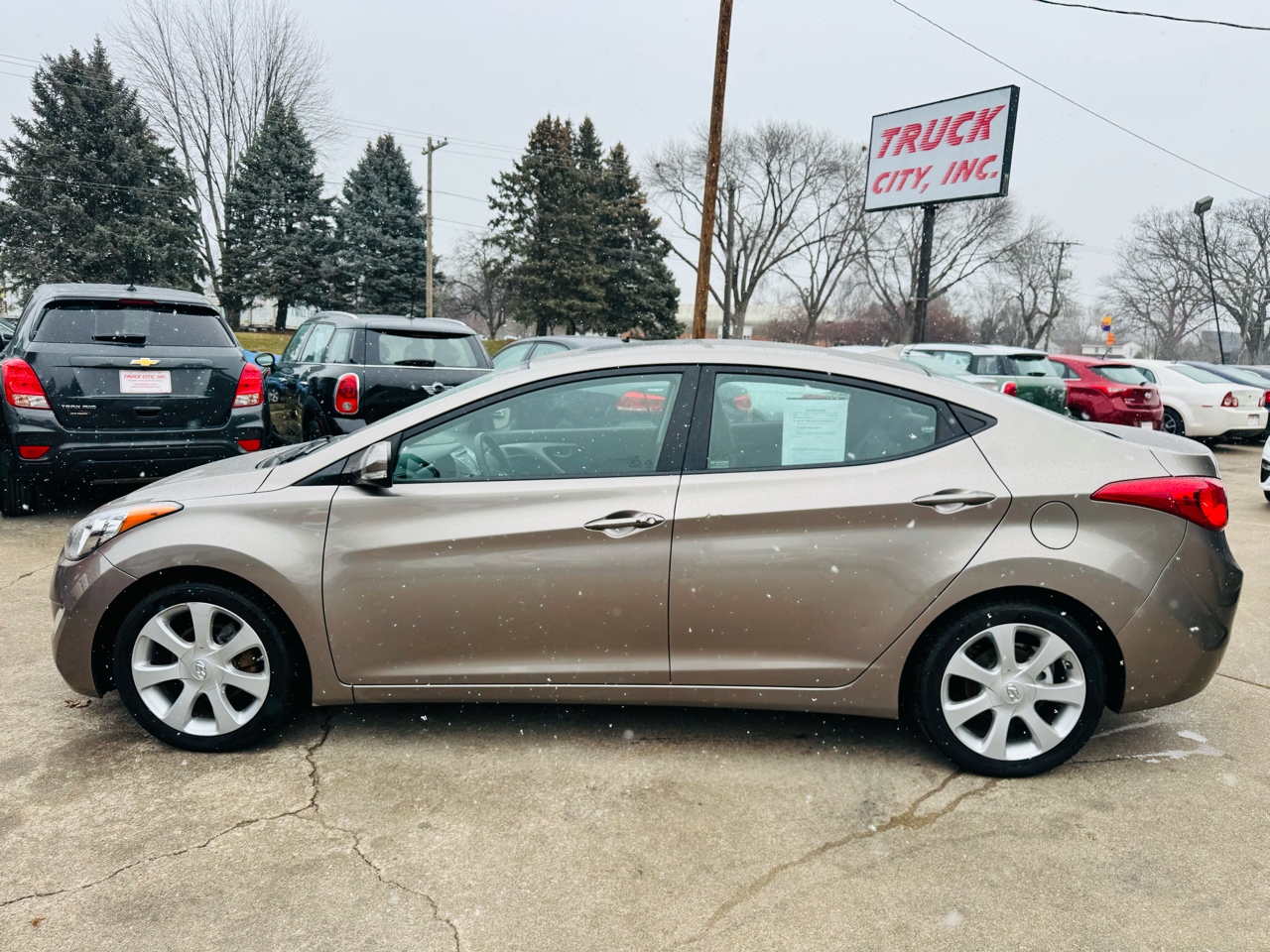 Hyundai Elantra GLS A/T 2012