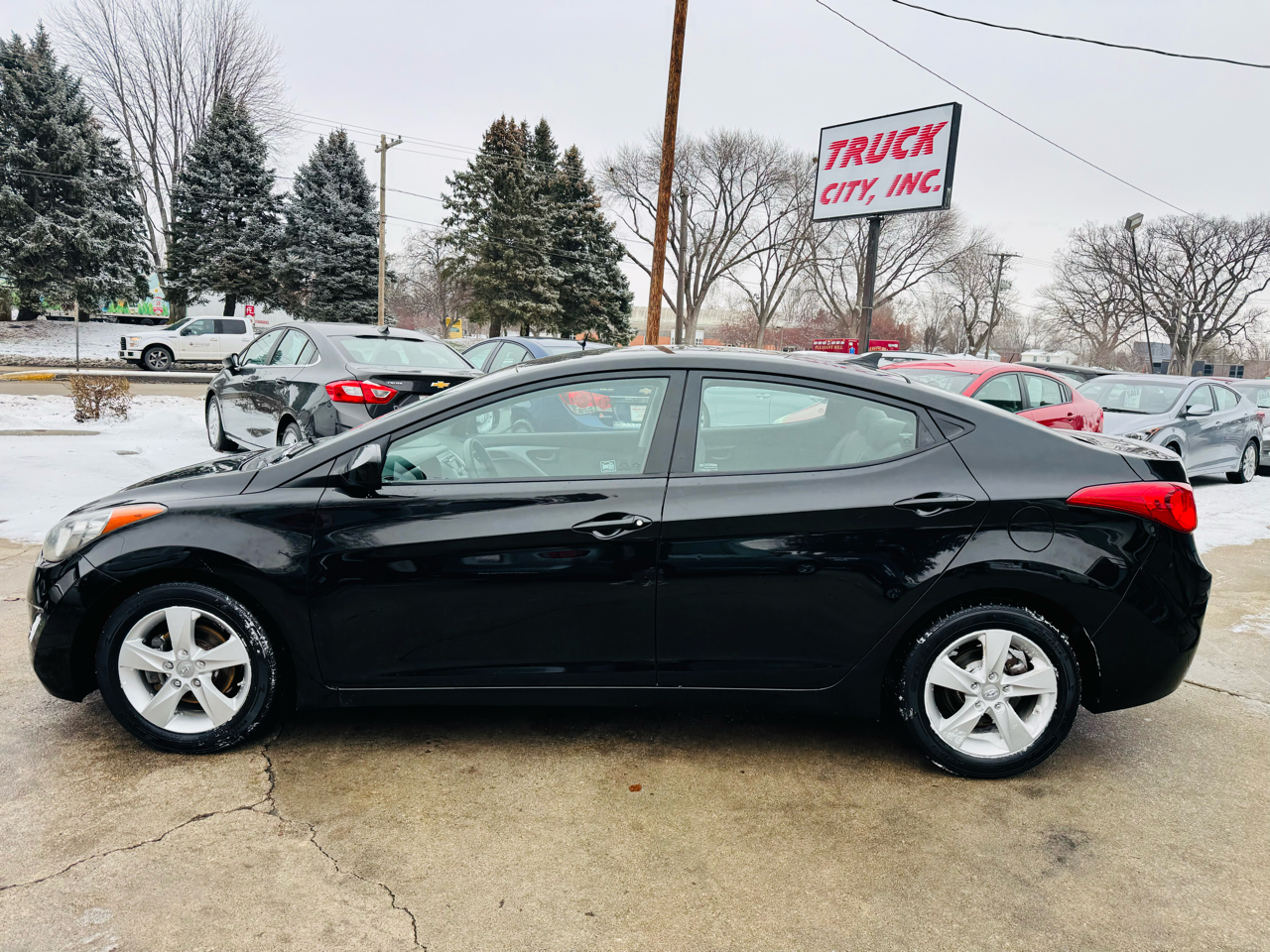 Hyundai Elantra 4dr Sdn GLS Auto 2013