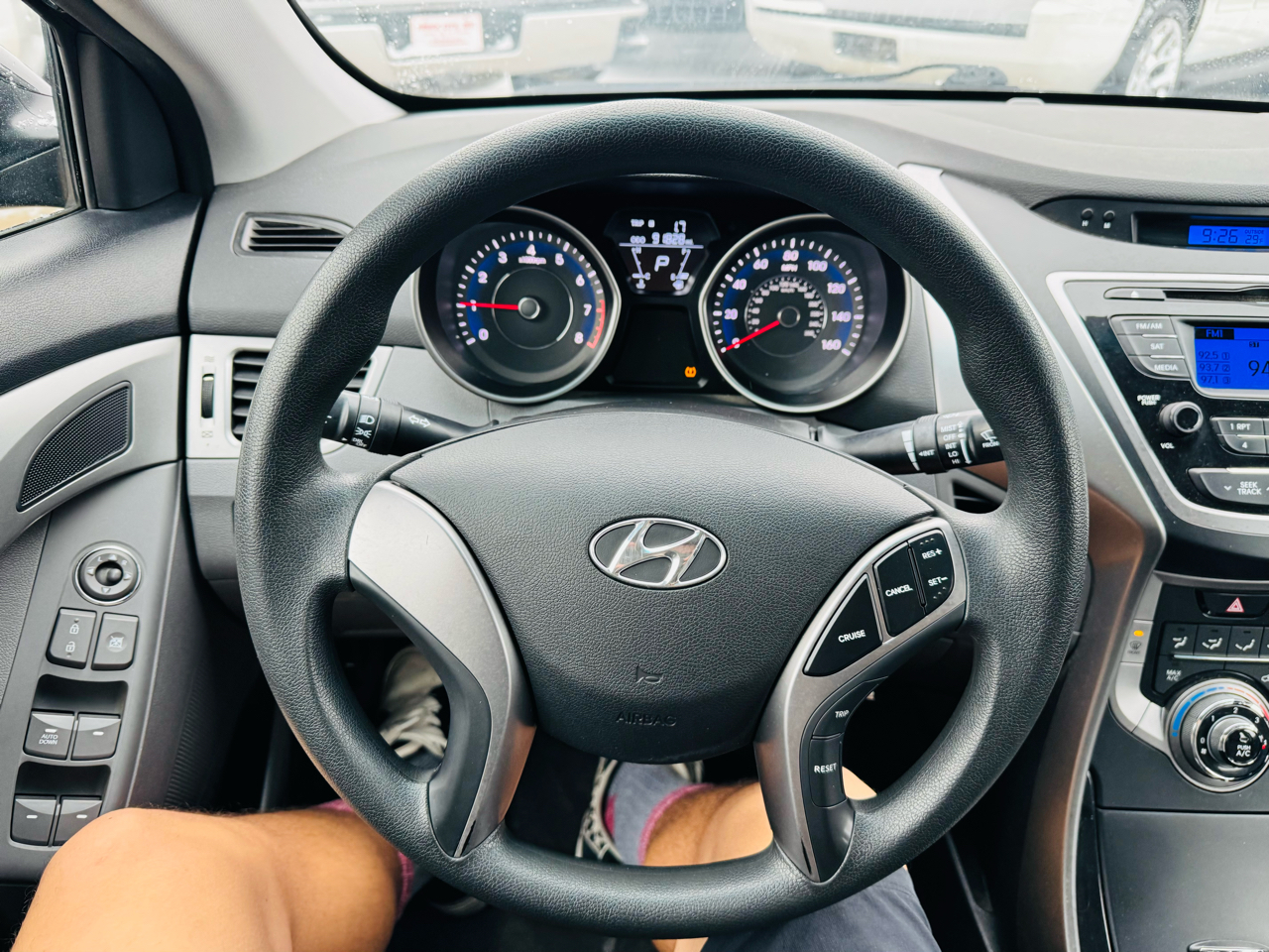 Hyundai Elantra 4dr Sdn GLS Auto 2013