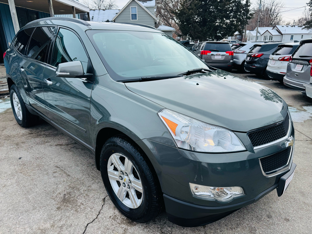 2011 Chevrolet Traverse LT FWD