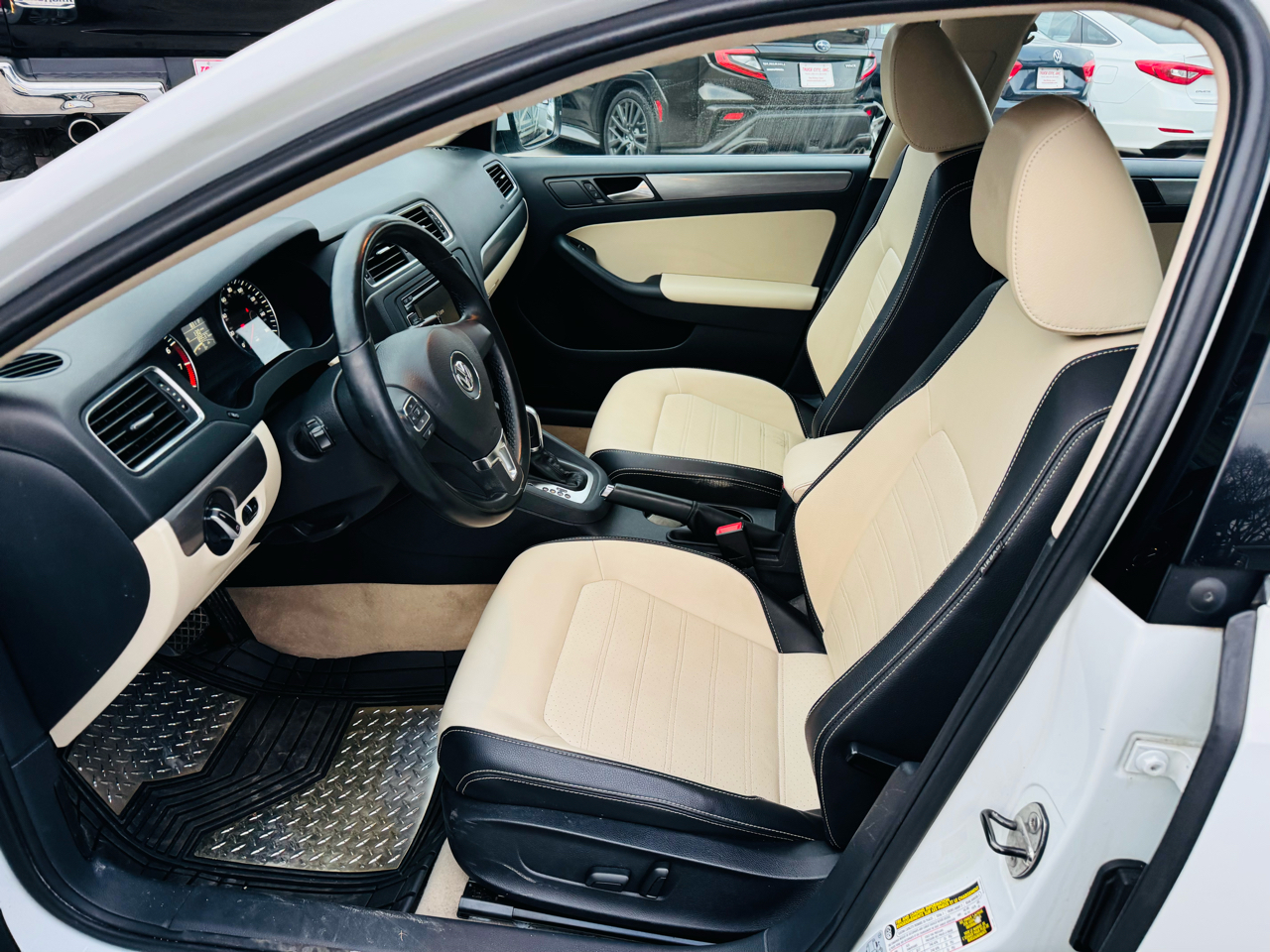 Volkswagen Jetta SEL 2014