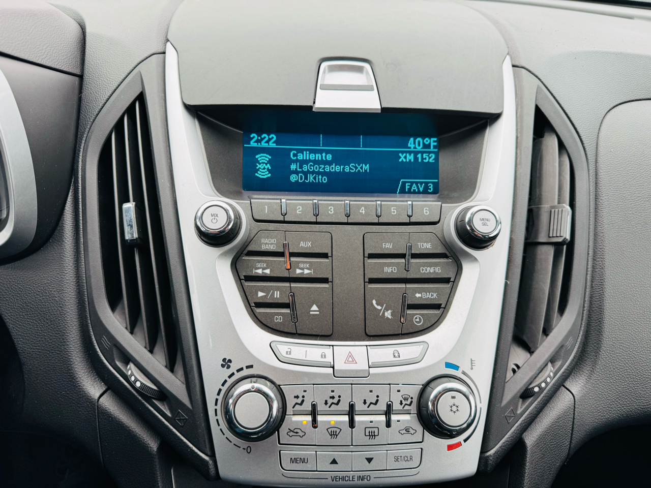 Chevrolet Equinox 1LT 2WD 2011