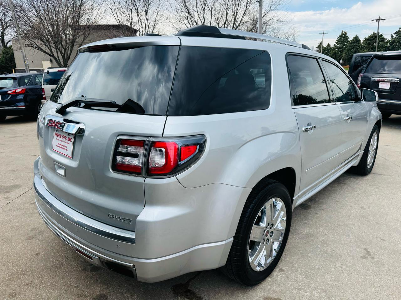 GMC Acadia Denali AWD 2016