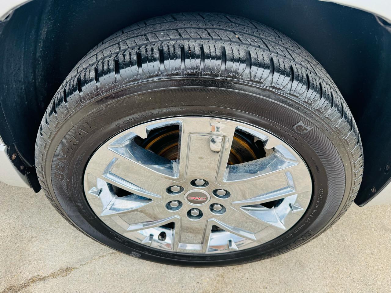 GMC Acadia Denali AWD 2016