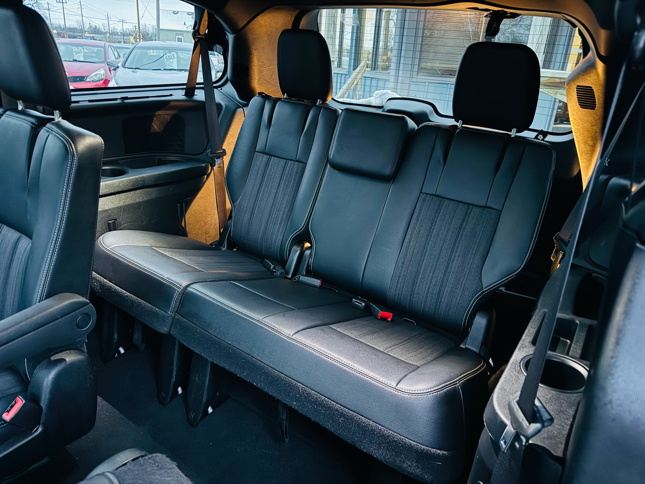 Chrysler Town & Country S 2016