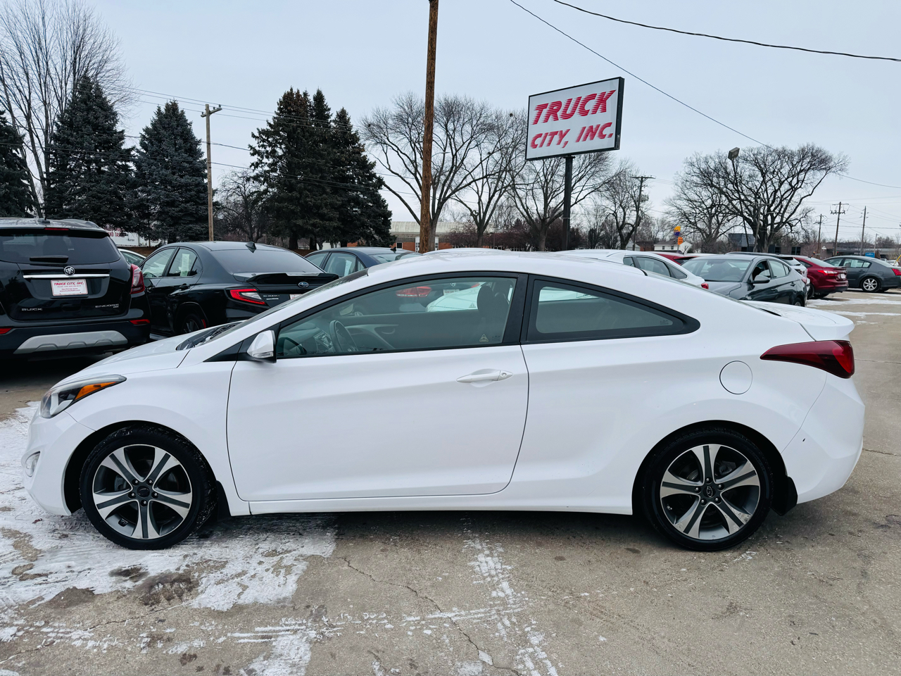 Hyundai Elantra Coupe A/T 2014