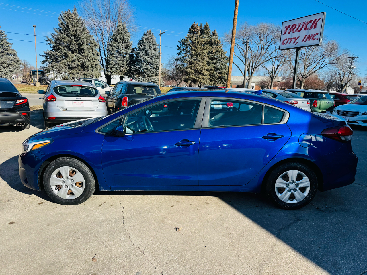 Kia Forte LX 6A 2017