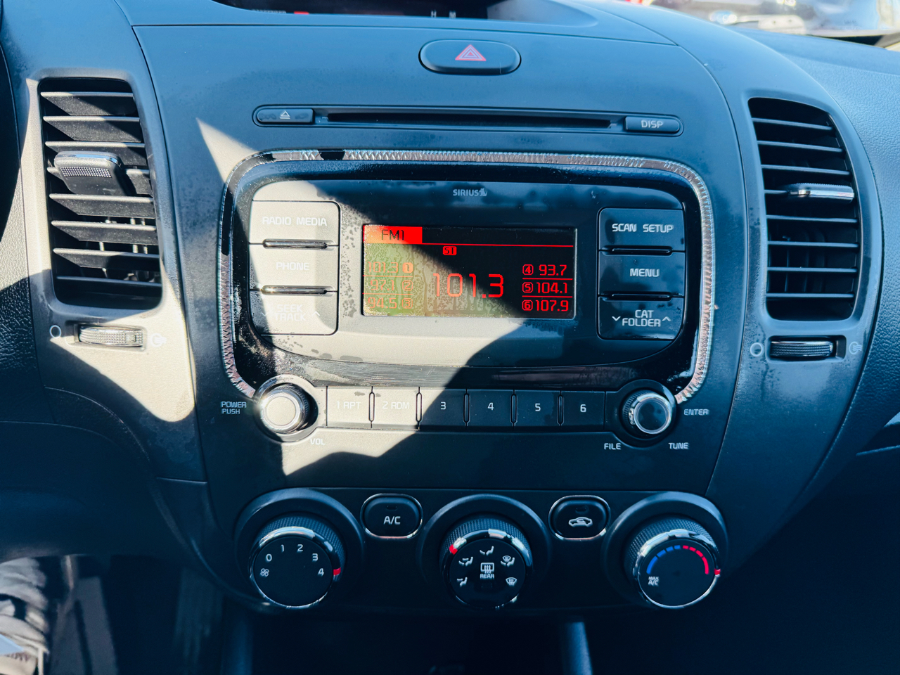 Kia Forte LX 6A 2017