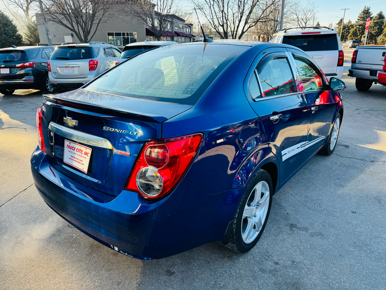 Chevrolet Sonic LTZ Auto Sedan 2014