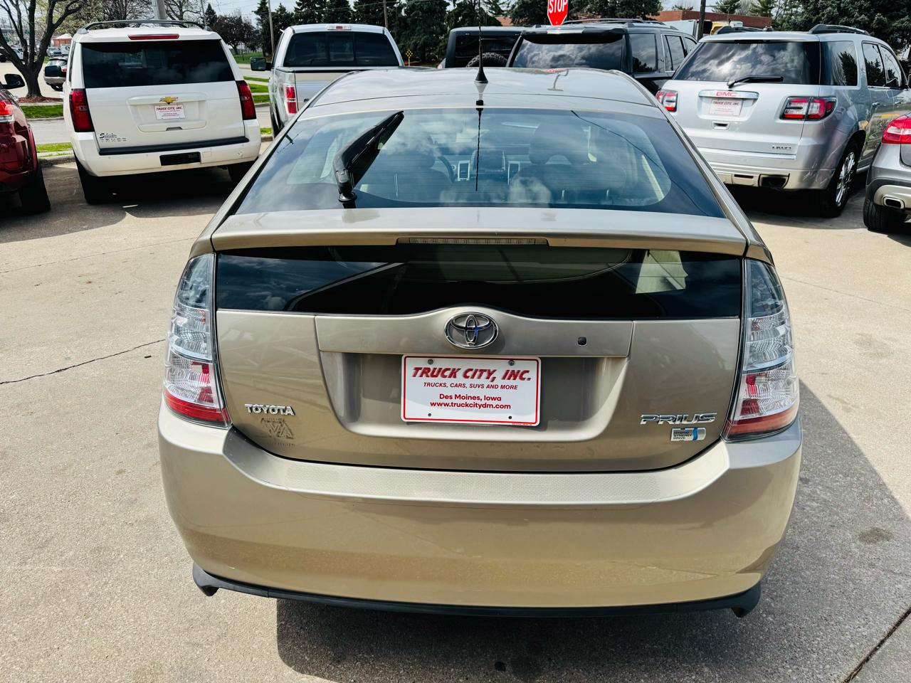 Toyota Prius 4-Door Liftback 2004