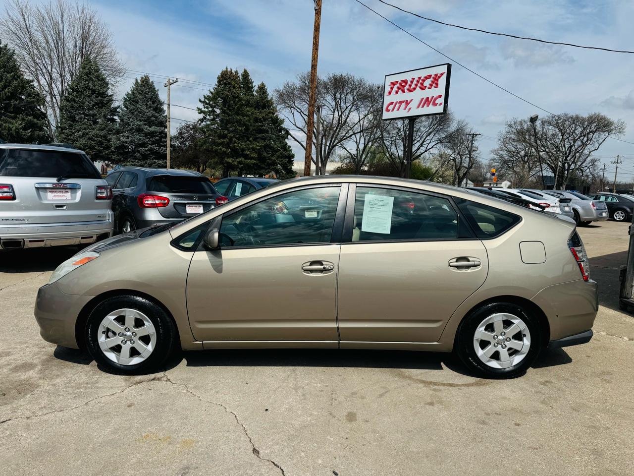 Toyota Prius 4-Door Liftback 2004