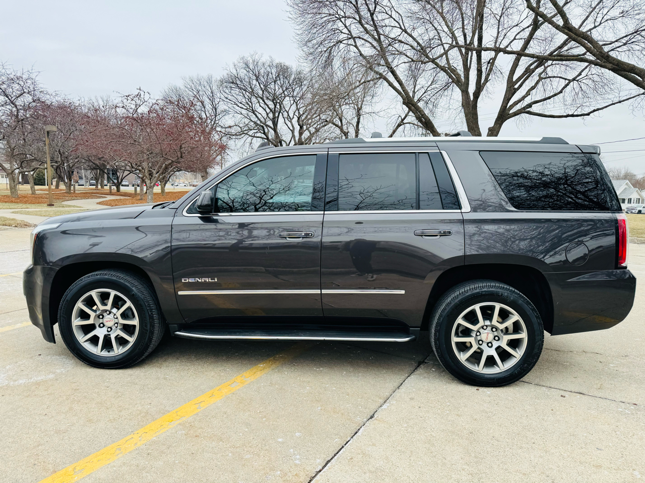 GMC Yukon Denali 4WD 2018