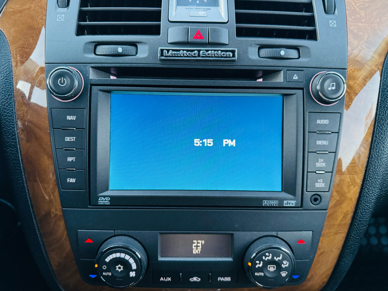 Cadillac DTS Platinum w/ Navi 2010